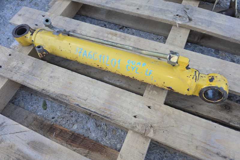 OmecoHub - Immagine KOMATSU SK815-5